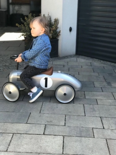 Structure métallique solide