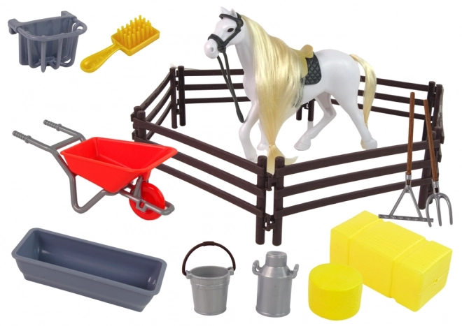Figurine de cheval avec crinière coiffable et accessoires