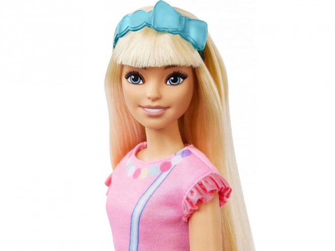 Ma première Barbie avec un chaton