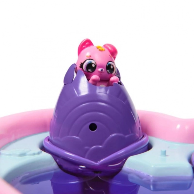 Animaux Hatchimals à la fête de la piscine