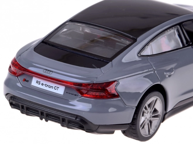 Modèle en métal Audi RS e-tron GT Coupe avec effets sonores et lumineux