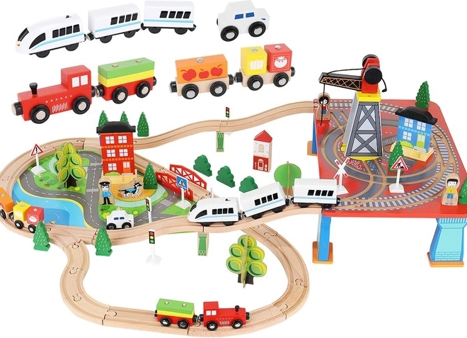 Circuit de train en bois avec trains à piles