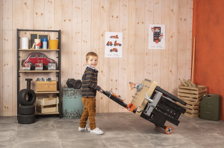 Structure pliable et roulettes