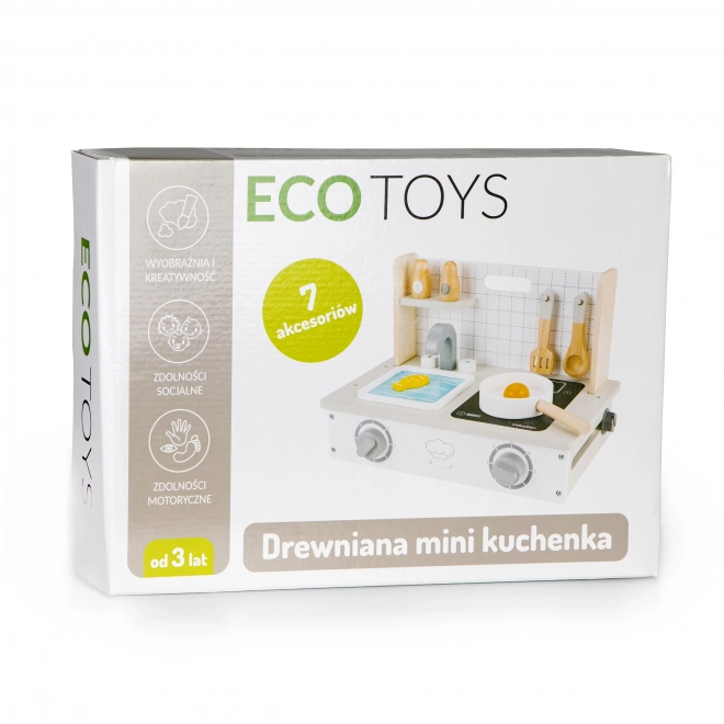 Cuisinette en bois avec accessoires
