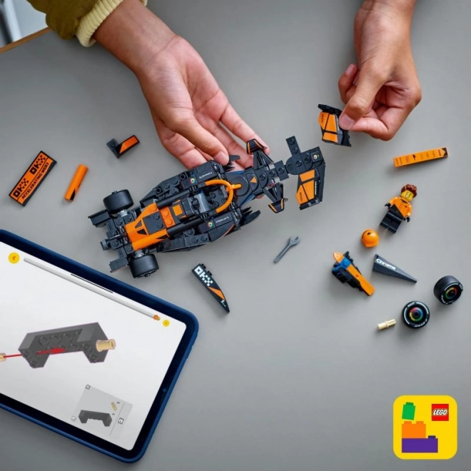 LEGO® Speed Champions 77251 Voiture de course de l'équipe McLaren F1® MCL38