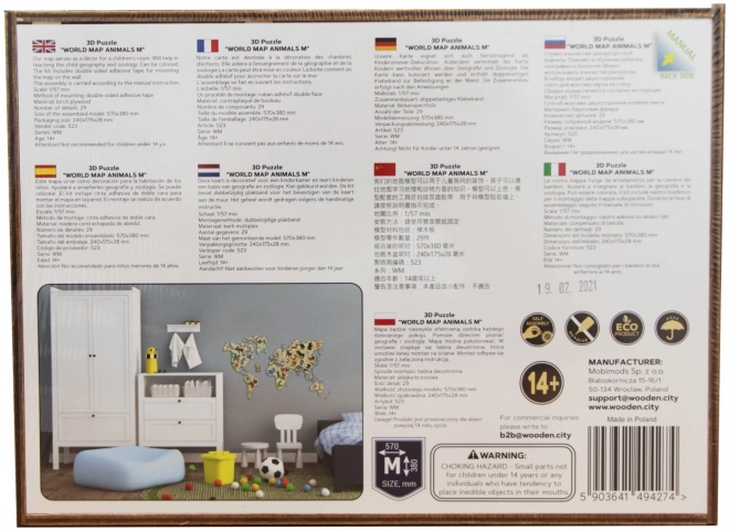 Carte du monde en bois avec animaux