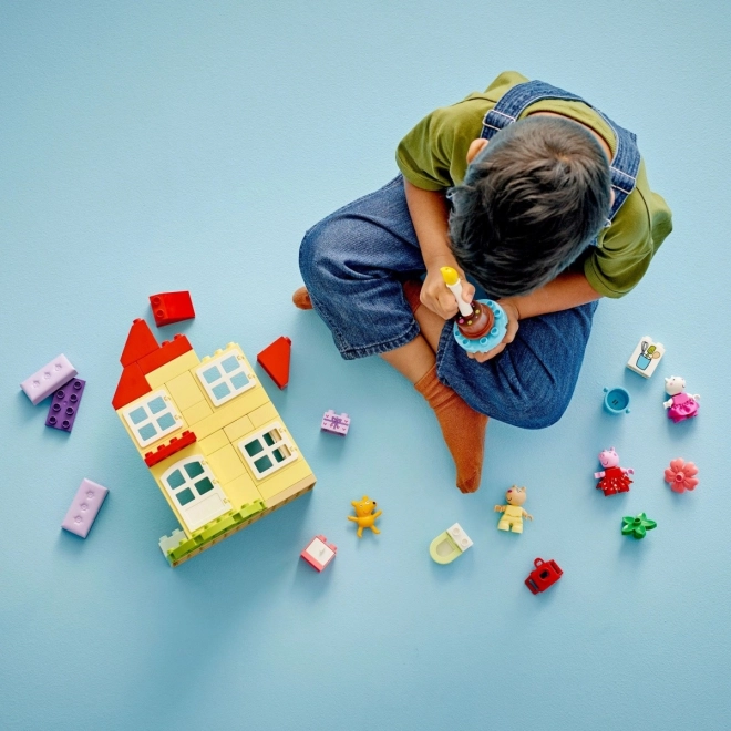 LEGO DUPLO 10433 Peppa Pig et la maison d'anniversaire