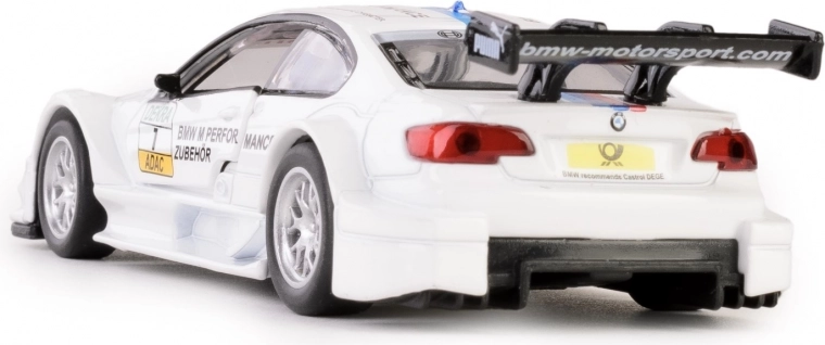 Pneus en caoutchouc et finition détaillée