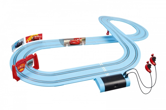 Circuit Carrera First pour enfants Cars Piston Cup