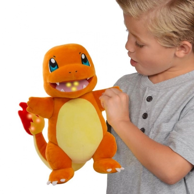 Salamèche - flamme fouettante - peluche interactive