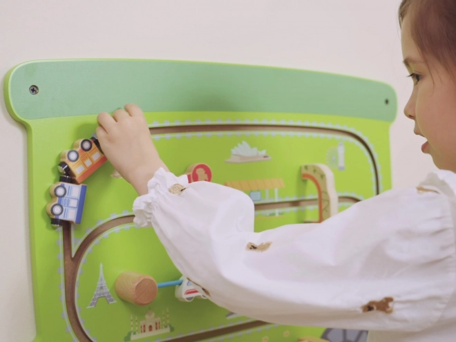 Jeu mural en bois avec train
