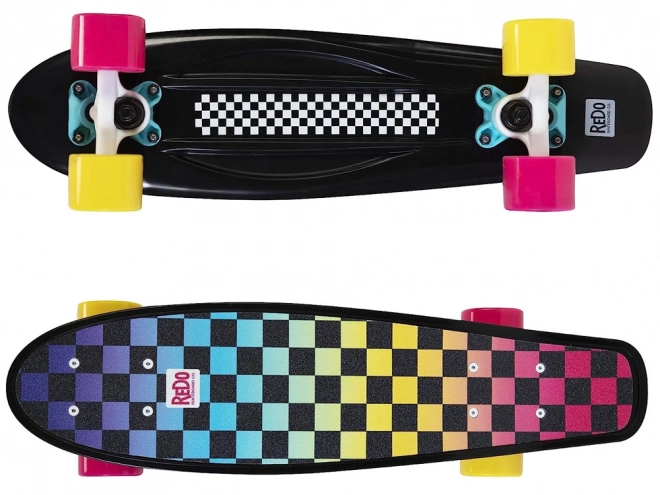 Pennyboard rétro coloré à motif damier