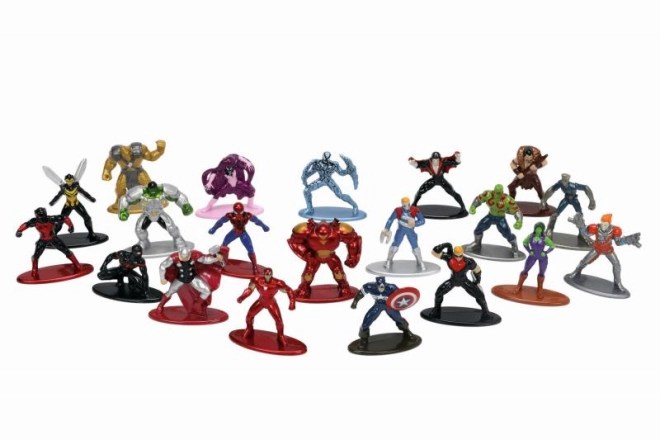 20 mini figurines prêtes à être exposées immédiatement