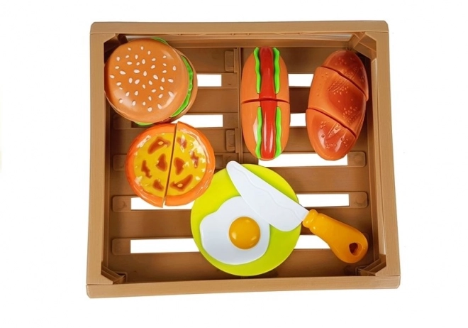 Ensemble pour couper les burgers dans une boîte