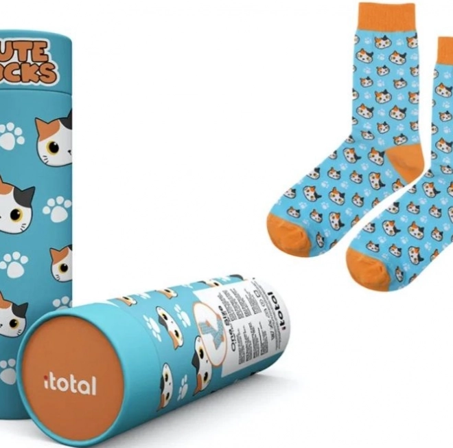 Chaussettes en coton avec un petit chat bleu