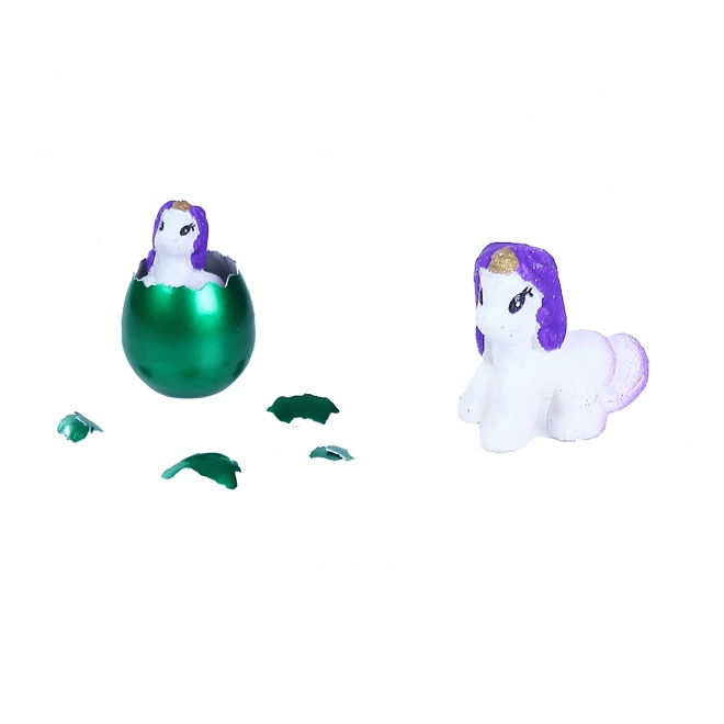 Licorne croissante dans l'eau