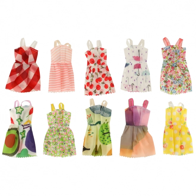 Vêtements et accessoires pour poupées - 85 pièces