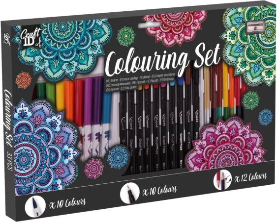 Set de dessin dans une boîte décorative