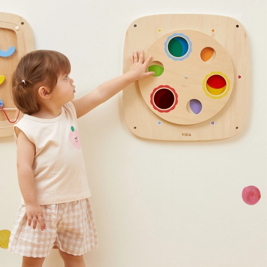 Développement de la motricité fine et des sens