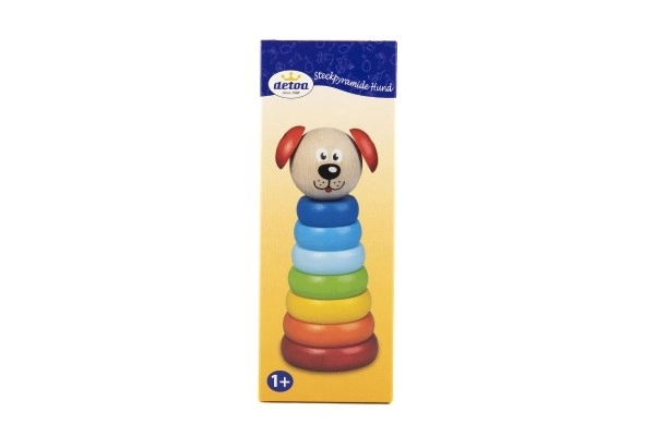 Pyramide en bois avec chien