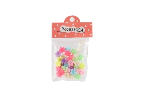 Perles en plastique petites fleurs avec ficelle 2 types dans un sachet 6,5x11x1cm