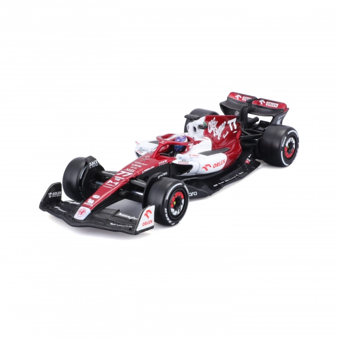 Modèle F1 Alfa Romeo Orlen C42 2022 avec pilote