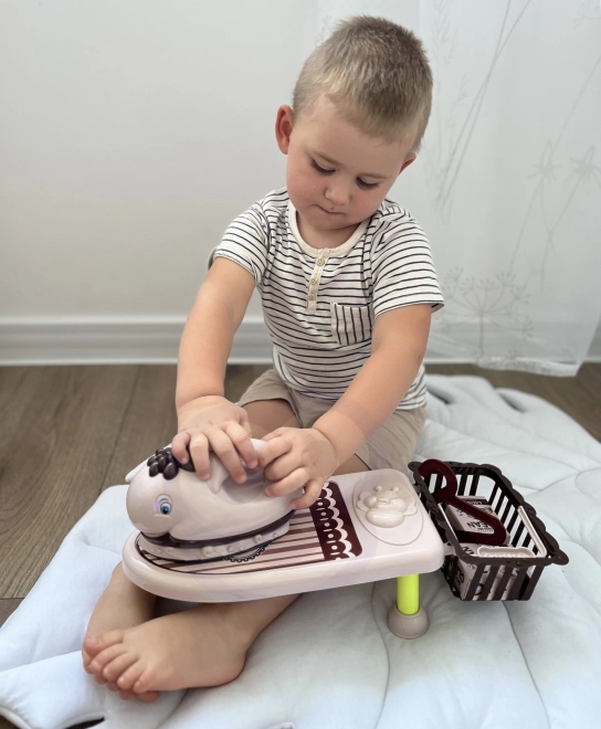 Woopie Ensemble de repassage pour enfants 2en1 avec planche et musique