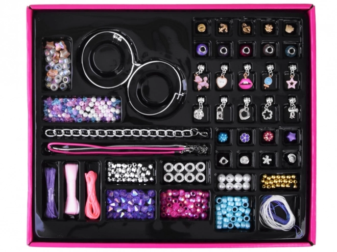 Ensemble de pendentifs et perles pour bracelets
