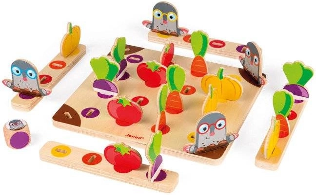 Plateau de jeu en bois et légumes colorés