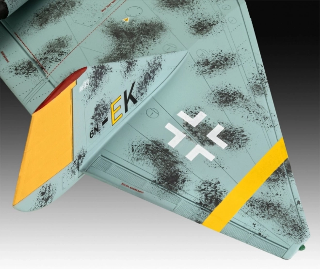Maquette en plastique d'avion série P Arado AR E.555 1/72
