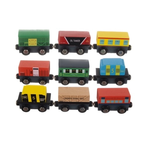 Trains en bois avec wagons - 3 locomotives et 9 wagons