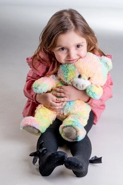 Peluche arc-en-ciel ours rêveur 40cm à piles avec lumière et son en sac