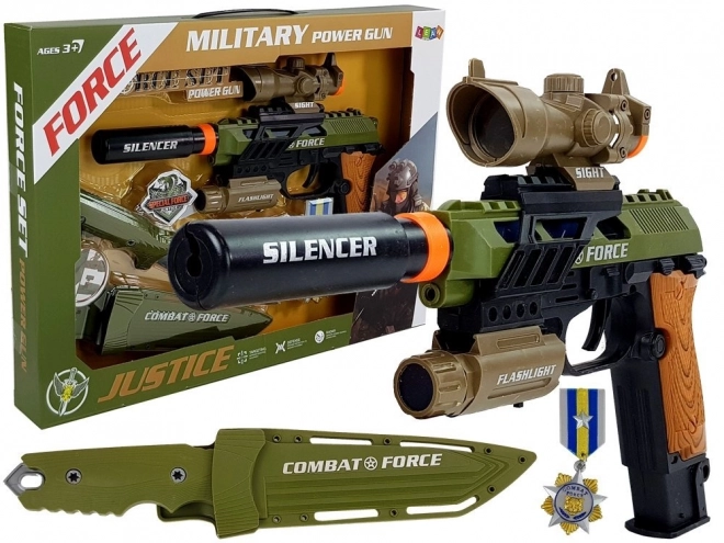 Ensemble militaire Pistolet Fusil Couteau Médaille Cible Son