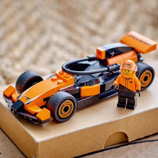 LEGOae City 60442 Pilote F1 avec voiture de course McLaren