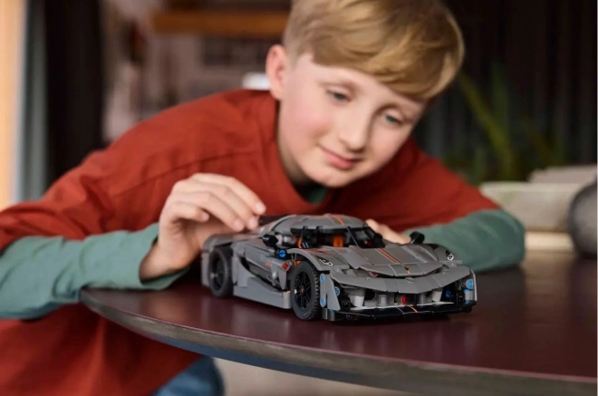 LEGO Technic 42173 Hypercar Gris Koenigsegg Jesko Absolut