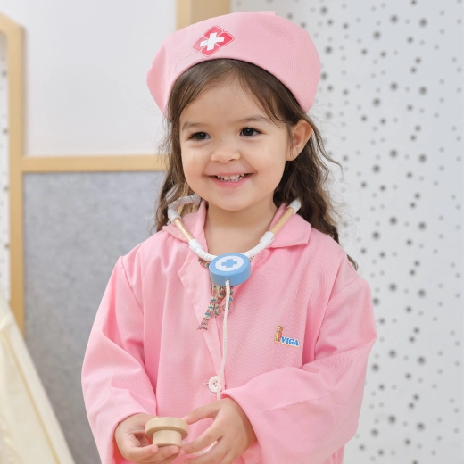 Favorise le jeu de rôle, l’empathie et la communication