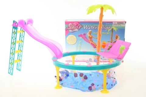 Glorie piscine avec toboggan