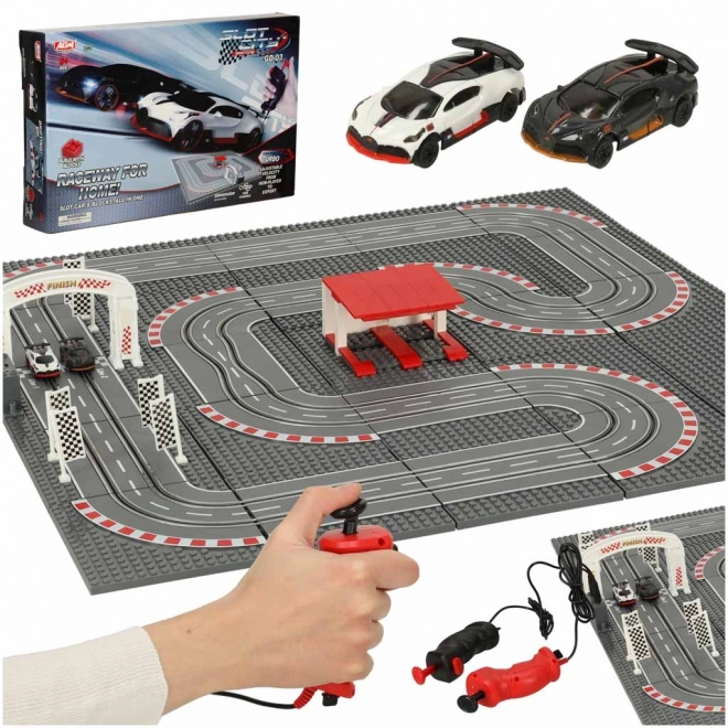 Piste de course de police électrique avec blocs de construction