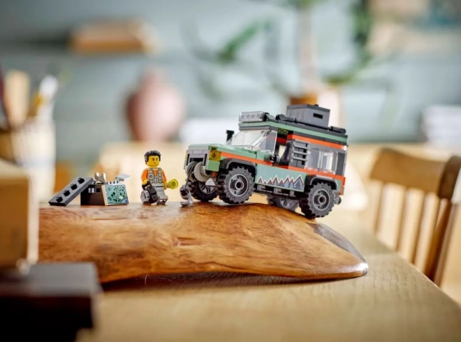 Lego City voiture tout-terrain de montagne 4x4