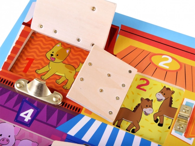 Tableau sensorimoteur avec serrures pour enfants
