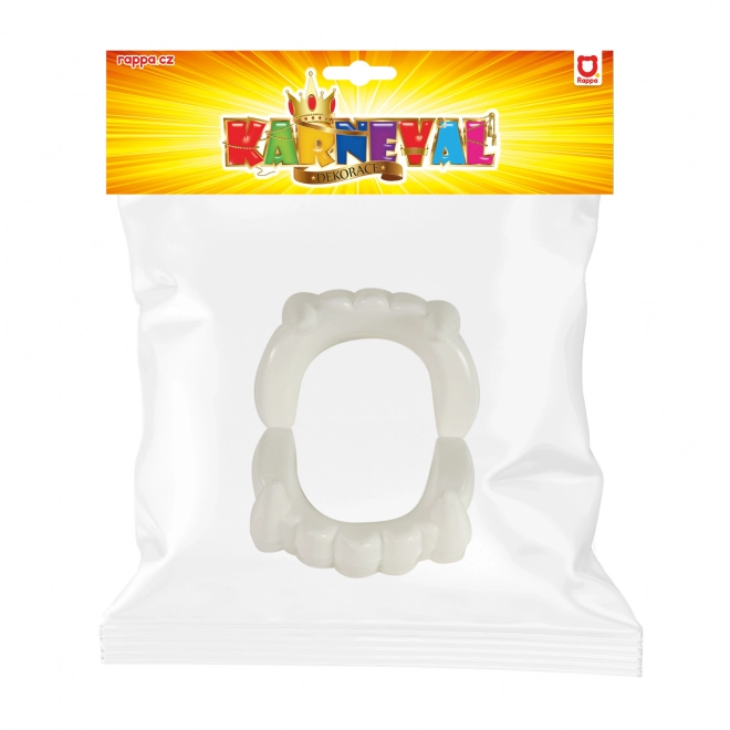 Dents de vampire pour carnaval