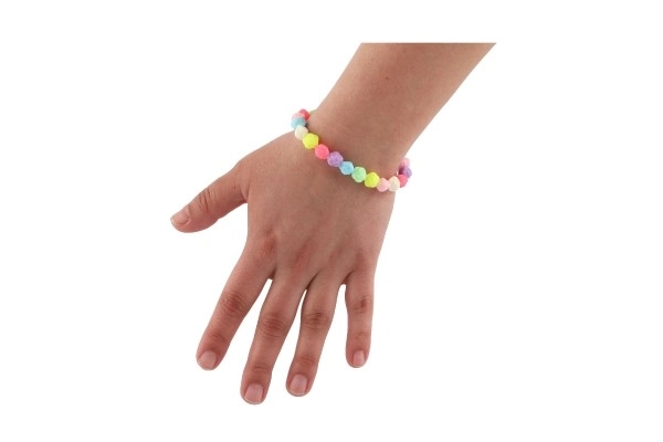 Perles en plastique petites fleurs avec ficelle 2 types dans un sachet 6,5x11x1cm