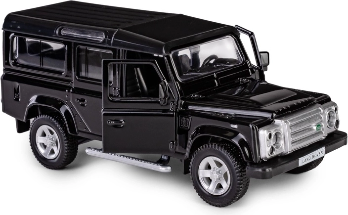 Portes ouvrantes et intérieur détaillé