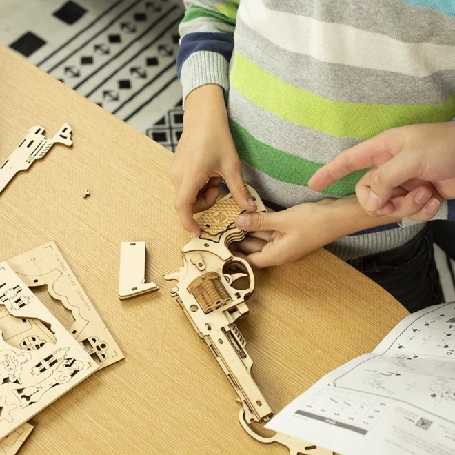 Puzzle mécanique en bois 3D Revolver Corsac RoboTime