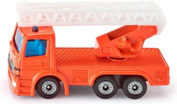 Camion de pompiers avec échelle