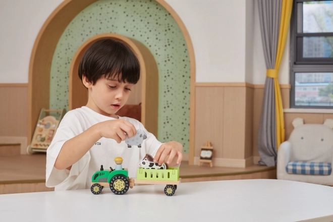 Tracteur en bois avec petits animaux