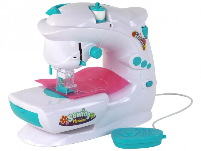 Machine à coudre pour enfants comme une vraie blanche avec piles