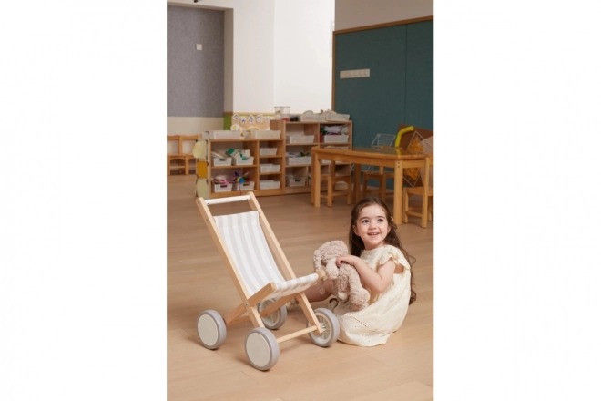Poussette en bois pour poupées