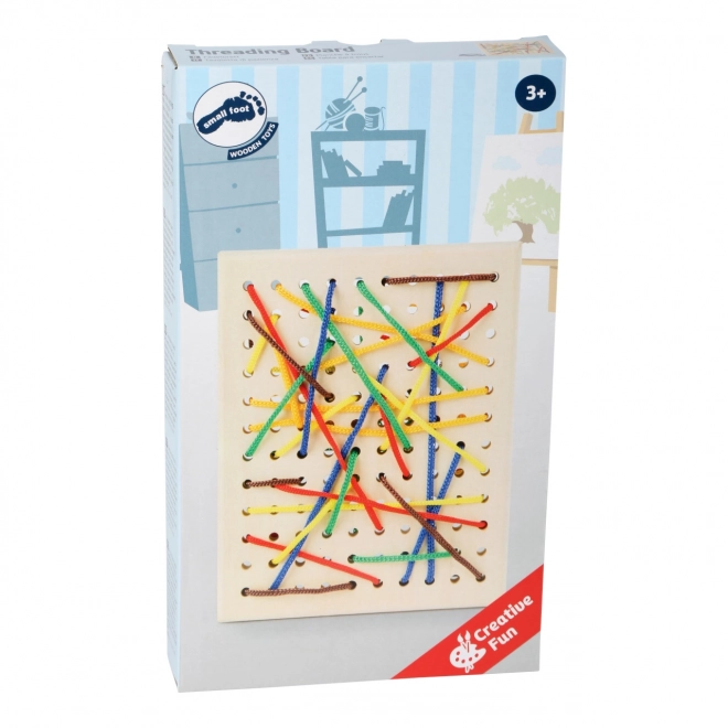 Petite planche en bois Small Foot pour lacer
