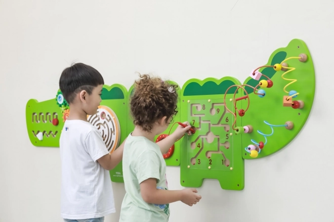 Panneau mural en bois de Montessori - crocodile